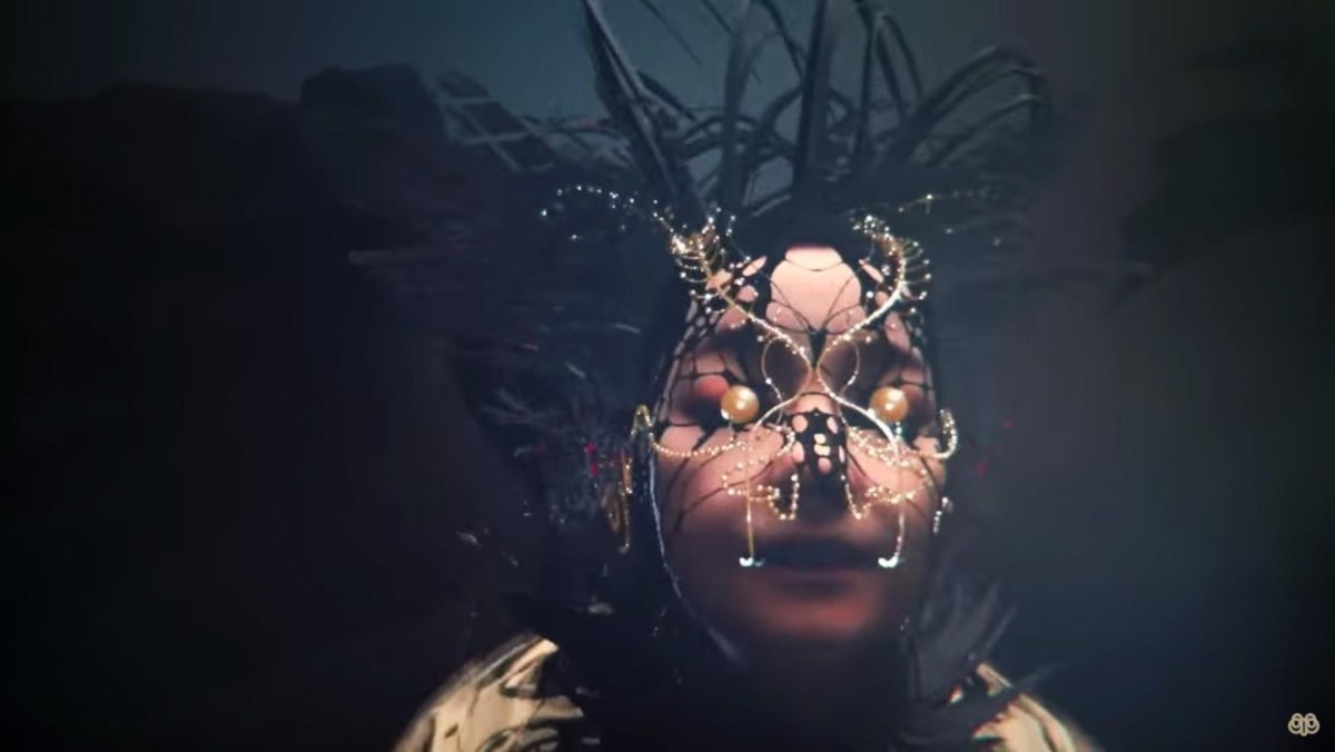 A render of Björk’s Notget mask with gold pearls.